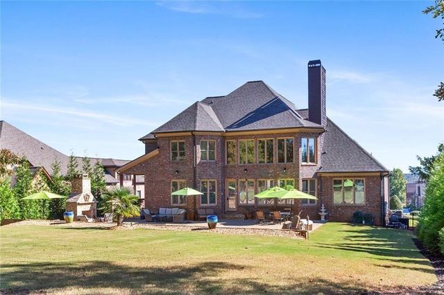 2711 Wildflower Way, Hoschton, GA 30548