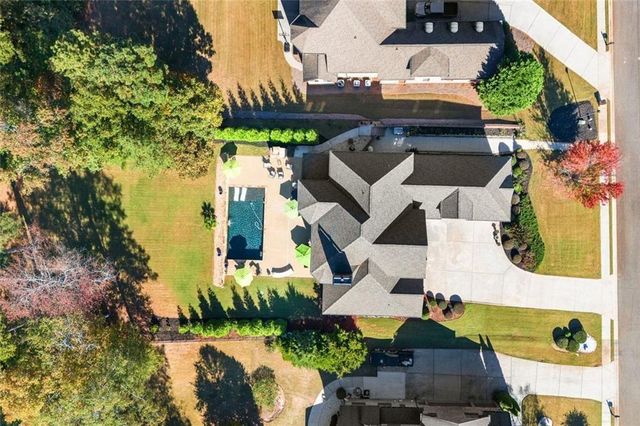 2711 Wildflower Way, Hoschton, GA 30548