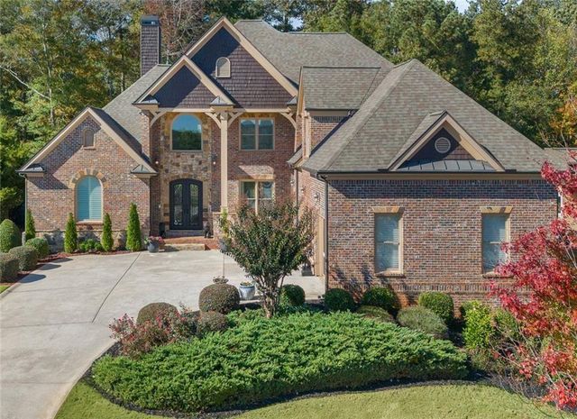 2711 Wildflower Way, Hoschton, GA 30548