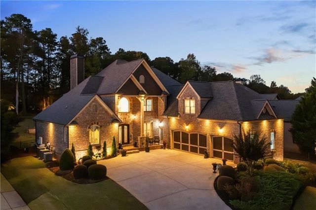 2711 Wildflower Way, Hoschton, GA 30548