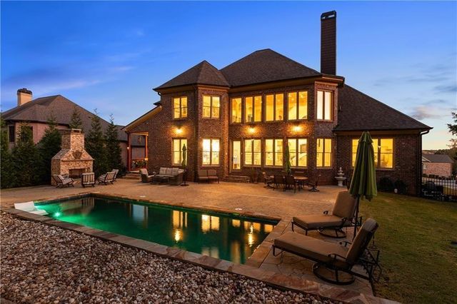 2711 Wildflower Way, Hoschton, GA 30548