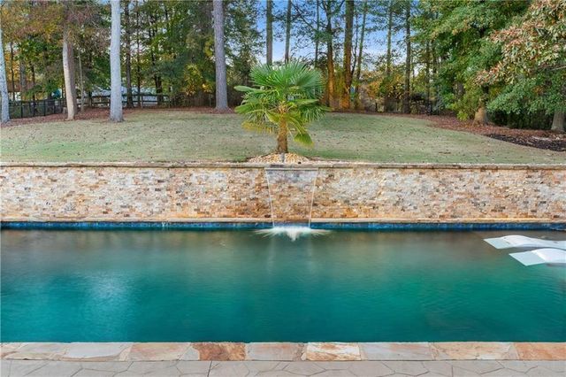 2711 Wildflower Way, Hoschton, GA 30548