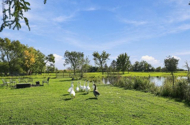 26435 S Harvest Lane, Crete, IL 60417