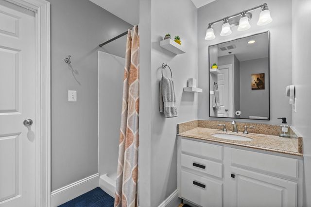 87 Dix St 3, Boston, MA 02122