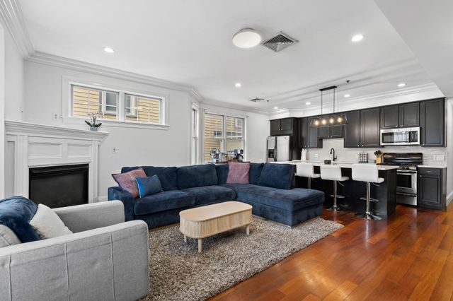 87 Dix St 3, Boston, MA 02122