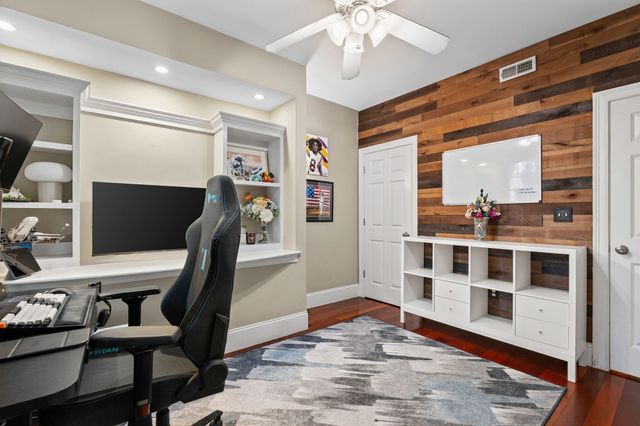 87 Dix St 3, Boston, MA 02122