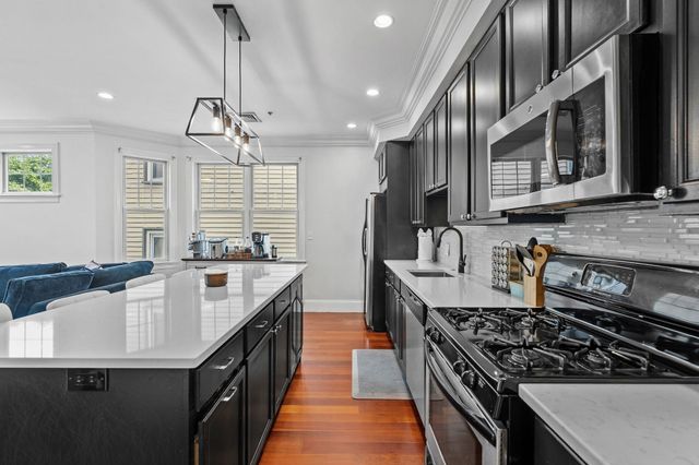 87 Dix St 3, Boston, MA 02122