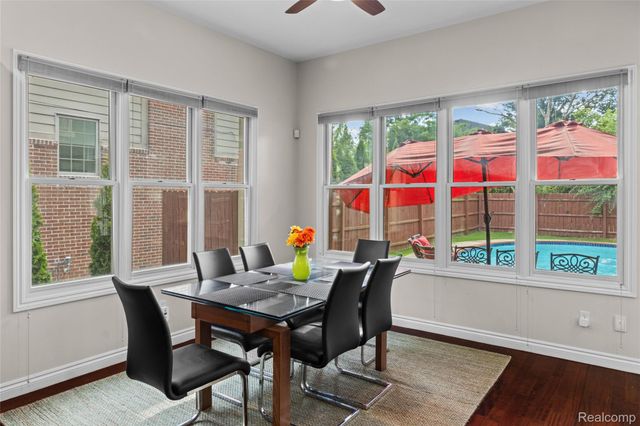 1520 Pierce Street, Birmingham, MI 48009