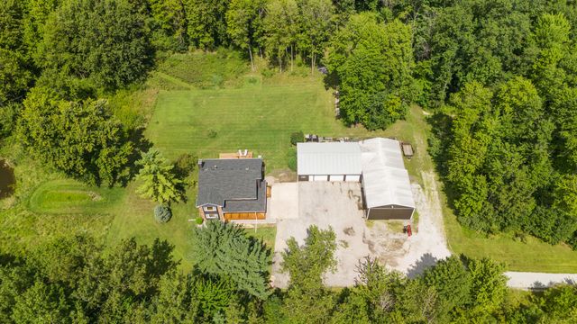 249 W 700 N, Valparaiso, IN 46385