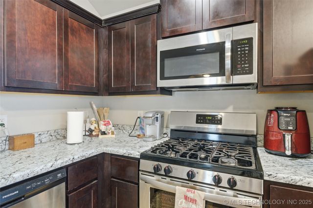 1536 S 30th Court, Broken Arrow, OK 74014