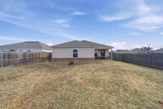 1536 S 30th Court, Broken Arrow, OK 74014