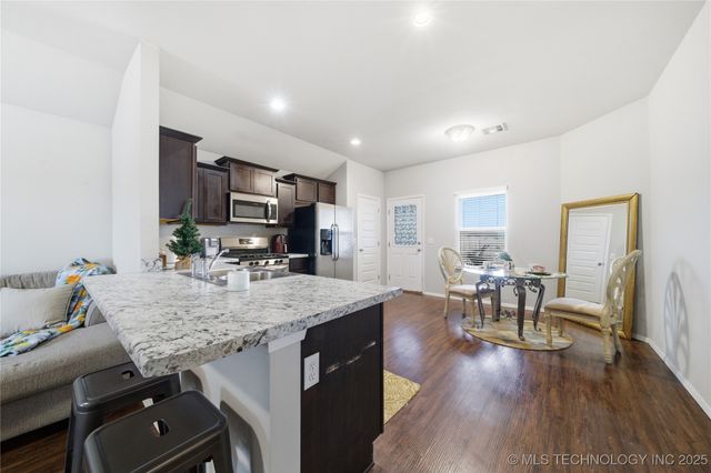 1536 S 30th Court, Broken Arrow, OK 74014