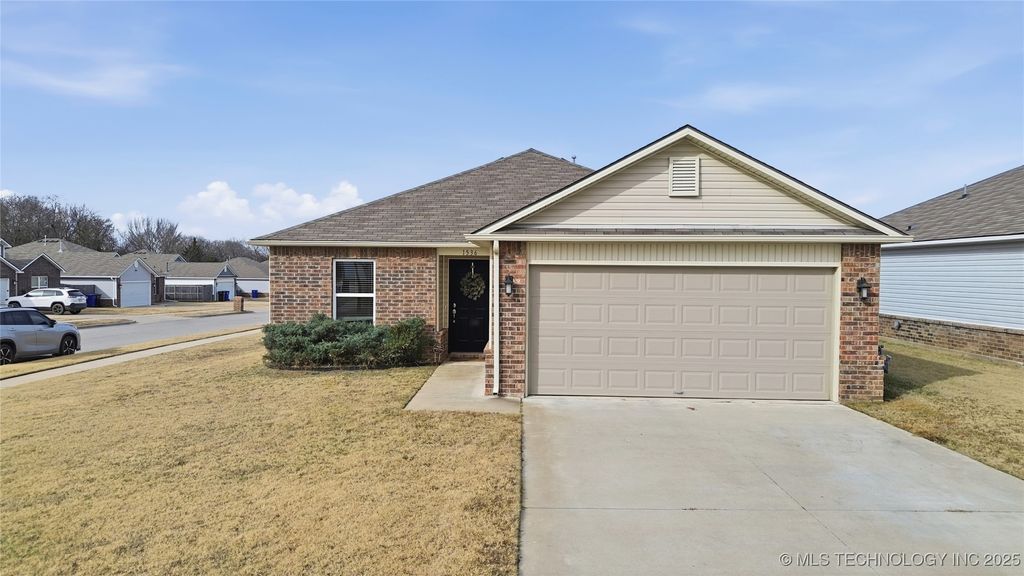 1536 S 30th Court, Broken Arrow, OK 74014