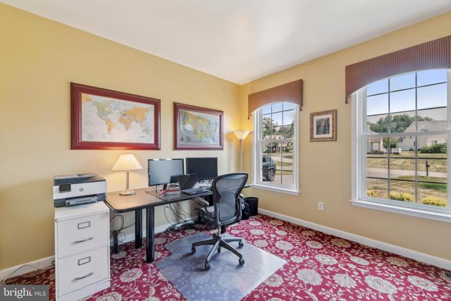 132 SHINNECOCK HL, Avondale, PA 19311