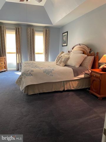 132 SHINNECOCK HL, Avondale, PA 19311