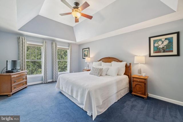 132 SHINNECOCK HL, Avondale, PA 19311