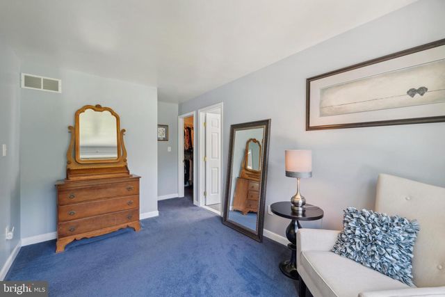 132 SHINNECOCK HL, Avondale, PA 19311