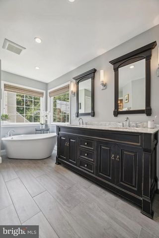 132 SHINNECOCK HL, Avondale, PA 19311