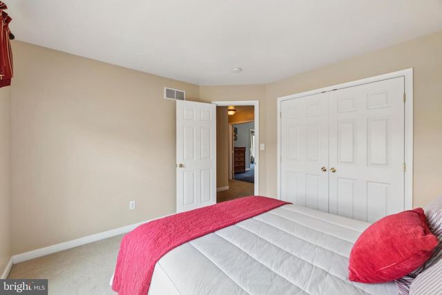 132 SHINNECOCK HL, Avondale, PA 19311