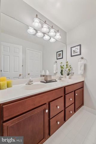 132 SHINNECOCK HL, Avondale, PA 19311