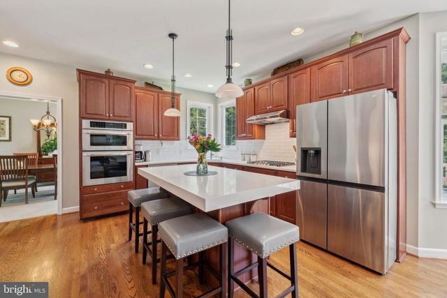 132 SHINNECOCK HL, Avondale, PA 19311