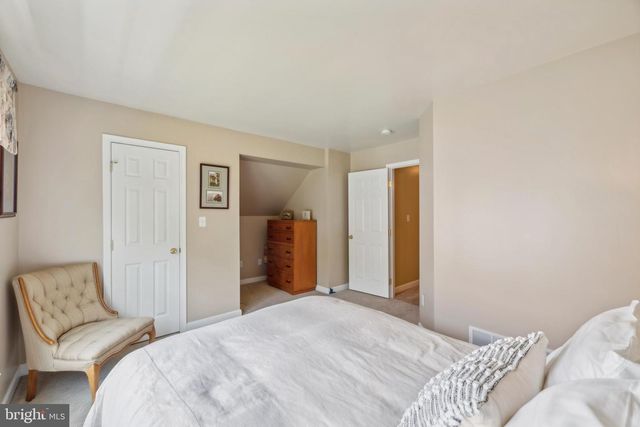 132 SHINNECOCK HL, Avondale, PA 19311