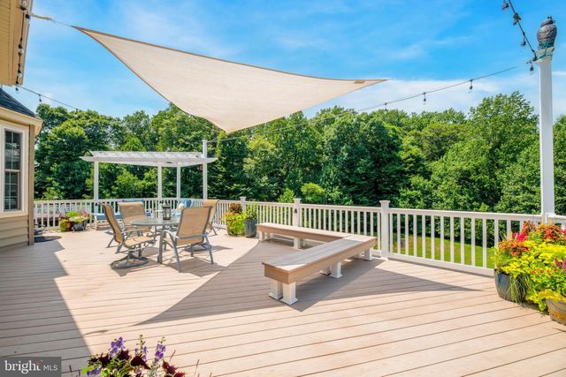 132 SHINNECOCK HL, Avondale, PA 19311