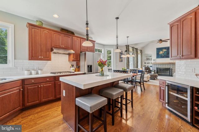132 SHINNECOCK HL, Avondale, PA 19311