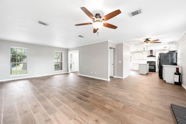 17203 Kettle Creek Drive, Spring, TX 77379