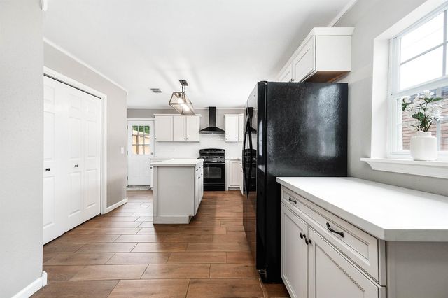 17203 Kettle Creek Drive, Spring, TX 77379