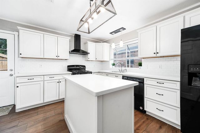 17203 Kettle Creek Drive, Spring, TX 77379