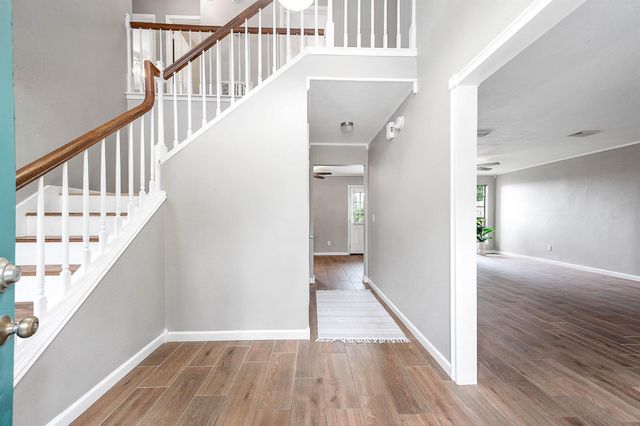 17203 Kettle Creek Drive, Spring, TX 77379