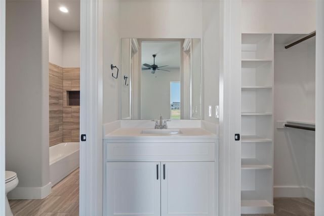 4683 Christie Avenue, Caddo Mills, TX 75135