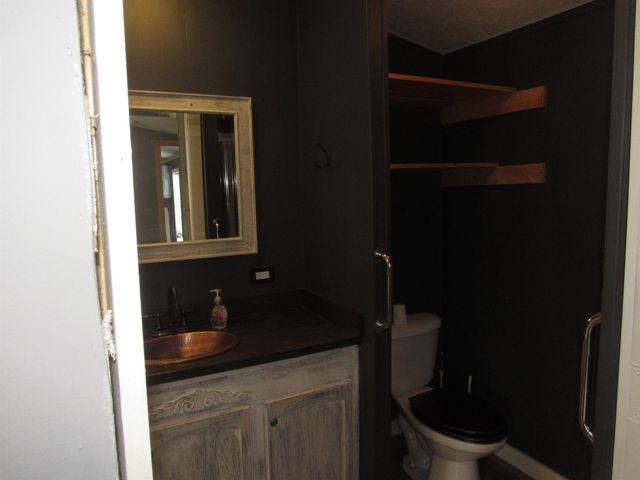 2477 US ROUTE 5, Derby, VT 05829