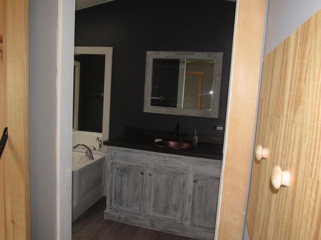 2477 US ROUTE 5, Derby, VT 05829
