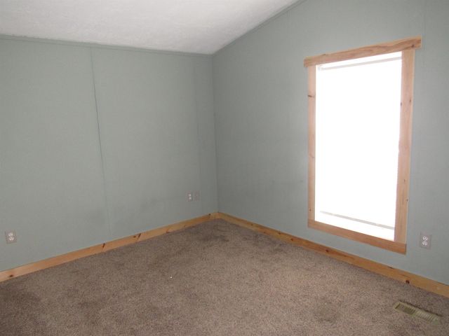 2477 US ROUTE 5, Derby, VT 05829