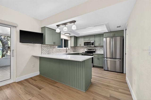 6257 CAPE HATTERAS WAY NE 5, St Petersburg, FL 33702