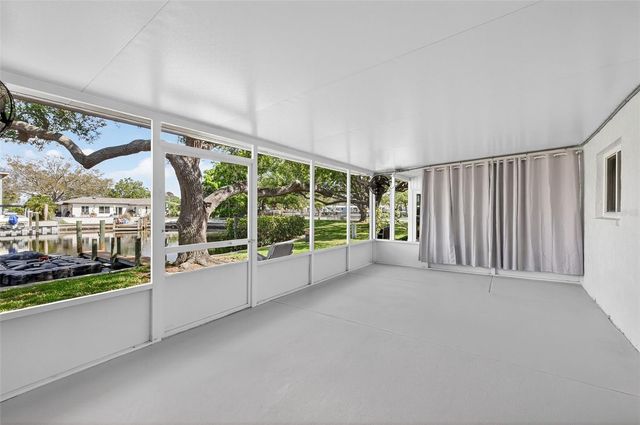 6257 CAPE HATTERAS WAY NE 5, St Petersburg, FL 33702