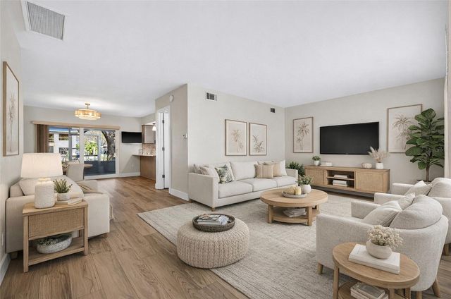 6257 CAPE HATTERAS WAY NE 5, St Petersburg, FL 33702