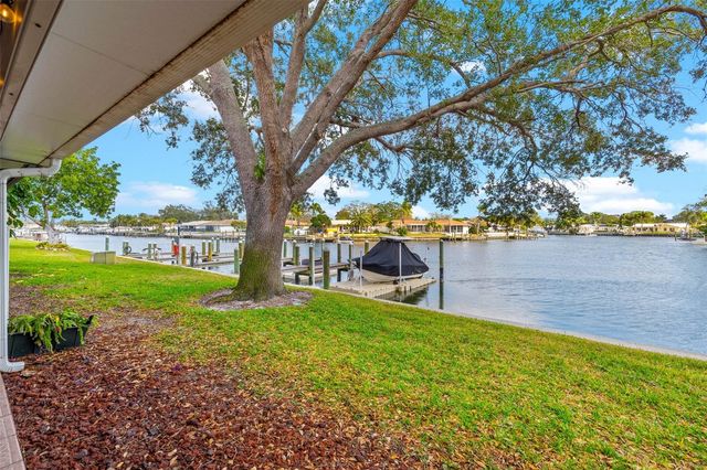 6257 CAPE HATTERAS WAY NE 5, St Petersburg, FL 33702