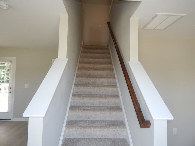 131 Sunny Point Loop, Central, SC 29630