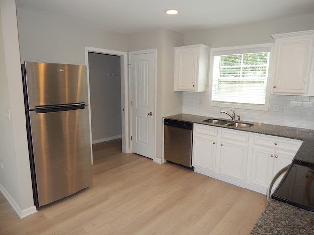 131 Sunny Point Loop, Central, SC 29630