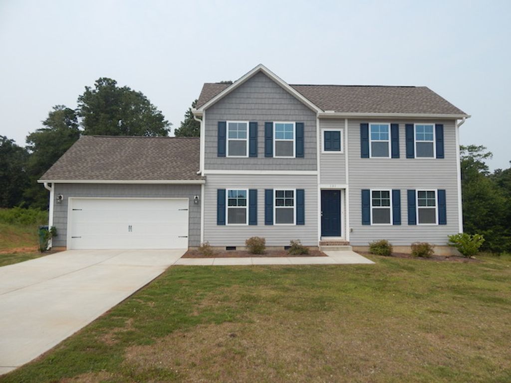 131 Sunny Point Loop, Central, SC 29630