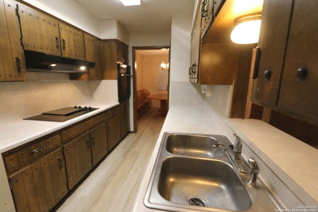 5518 King Richard, San Antonio, TX 78229