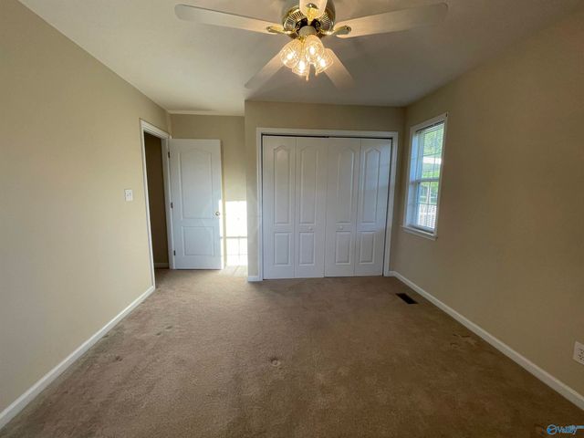 2113 Tillison Road, Gadsden, AL 35903