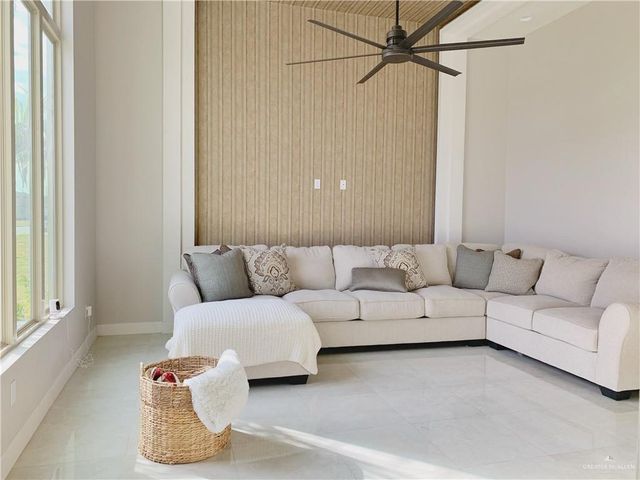 1607 Strawberry Hill, Edinburg, TX 78541