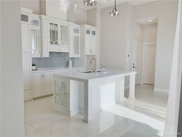1607 Strawberry Hill, Edinburg, TX 78541