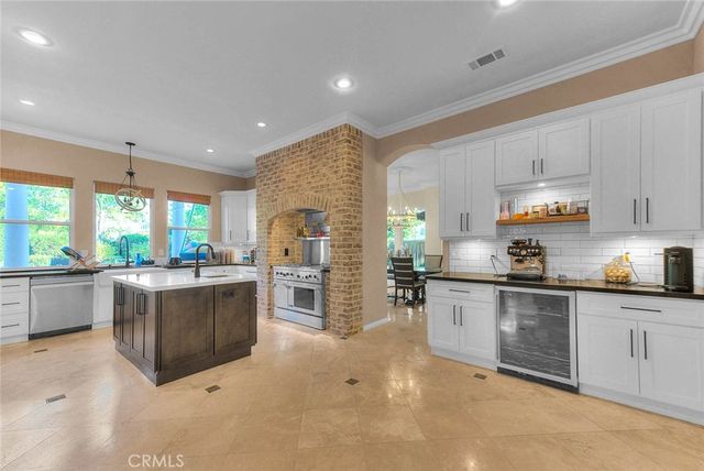 13385 Canyon Heights, Yucaipa, CA 92399