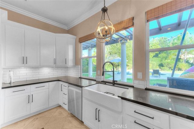 13385 Canyon Heights, Yucaipa, CA 92399