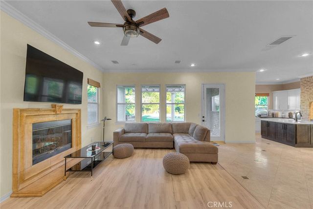 13385 Canyon Heights, Yucaipa, CA 92399
